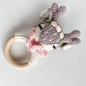 Lány őzike csörgő